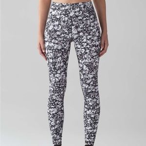 Lululemon Wunder Under Legging 28”